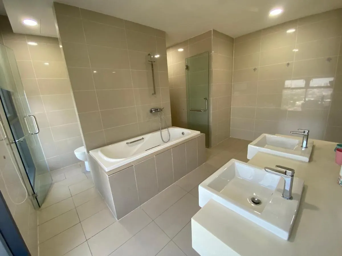 Kl Gateway Penthouse By Cobnb - 10Pax Куала-Лумпур 0*,